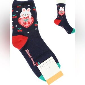 914. Spring bunny heart socks in black